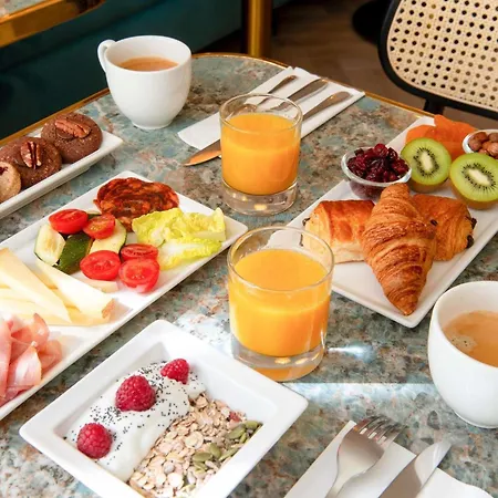 Hotel Mercure Pigalle Sacre Coeur 4*