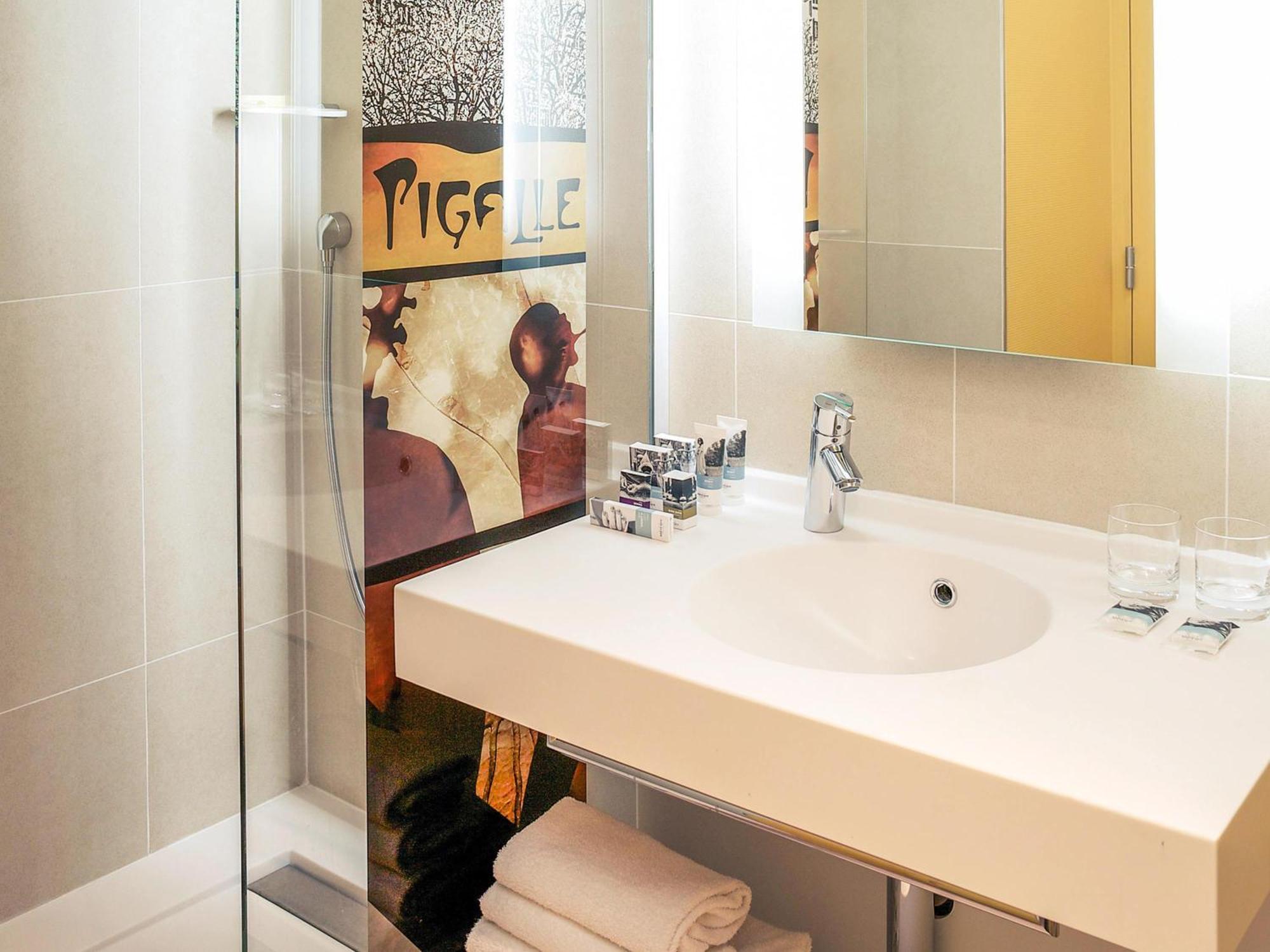 Hotel Mercure Pigalle Sacre Coeur Parigi