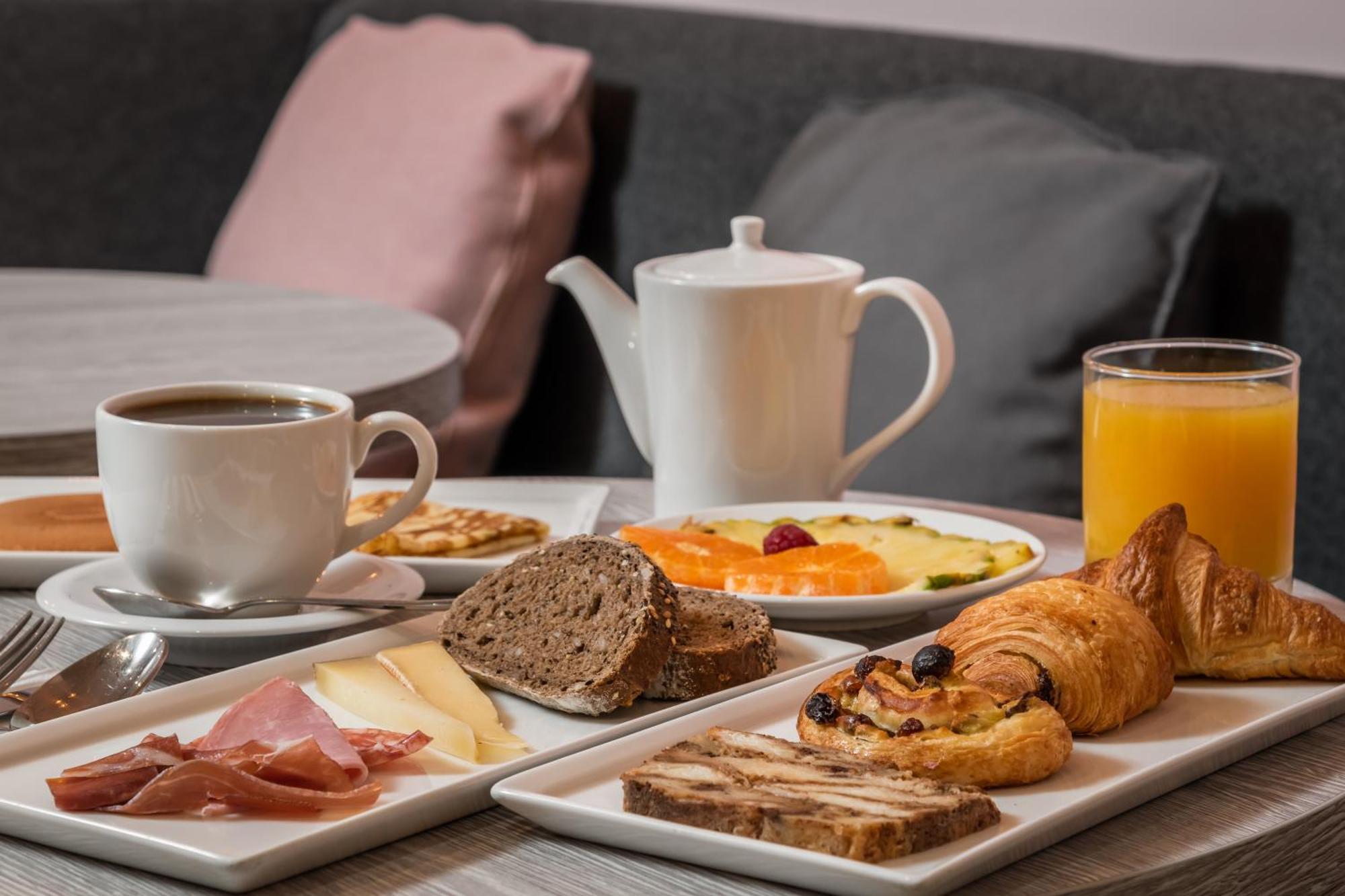 Hotel Mercure Pigalle Sacre Coeur Paris